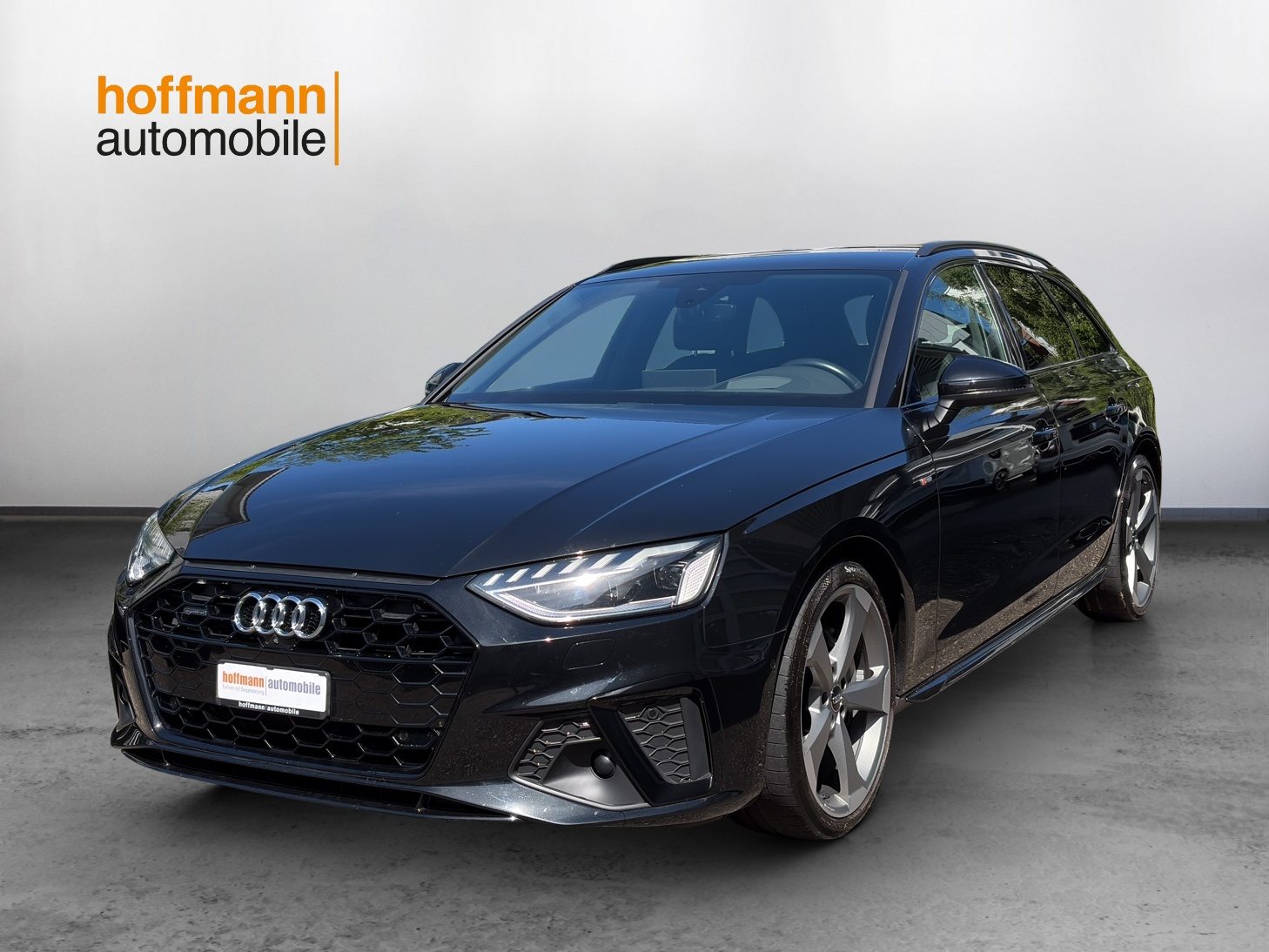AUDI A4 Avant 40 TDI S line Attraction