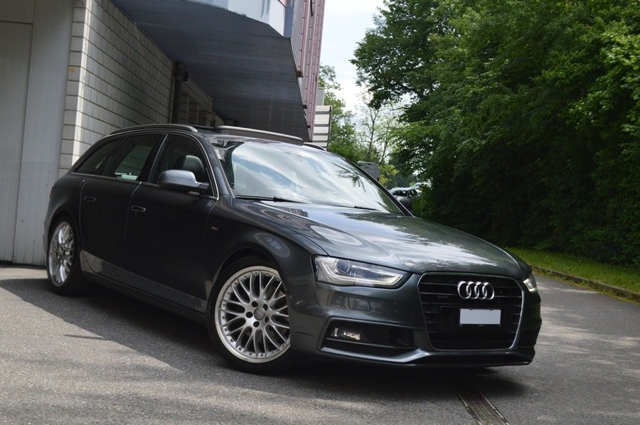 AUDI A4 Avant 3.0 TDI quattro S-tronic I FRISCH AB MFK