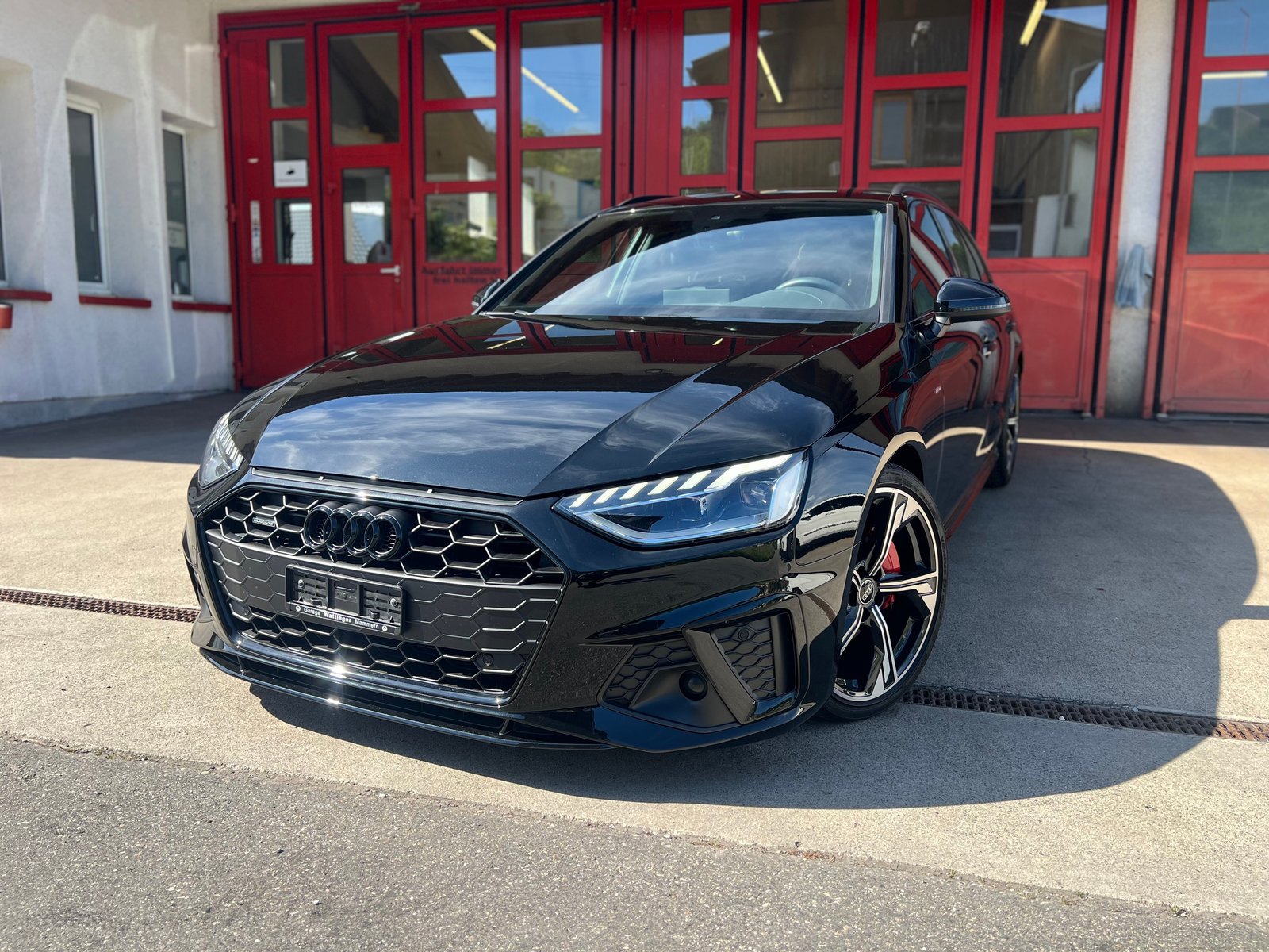 AUDI A4 Avant 40 TDI S line Attraction quattro S-tronic