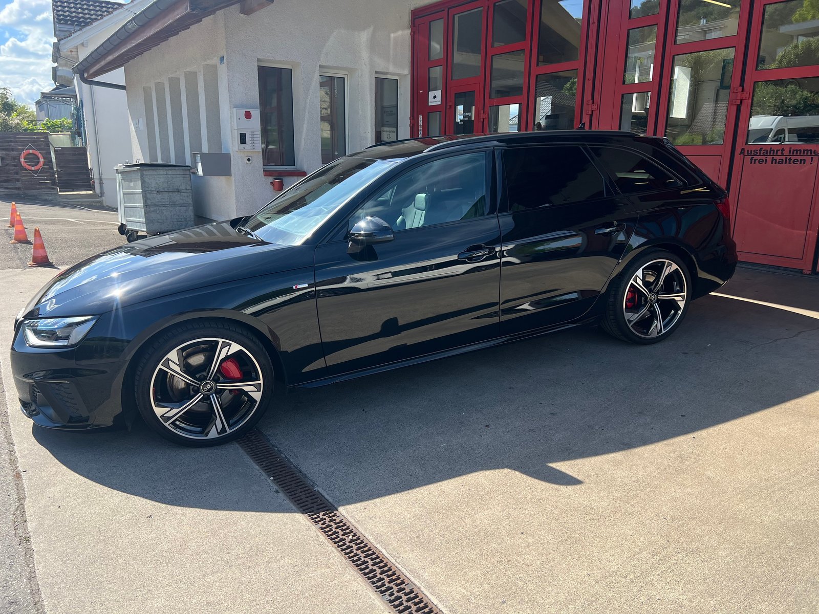 AUDI A4 Avant 40 TDI S line Attraction quattro S-tronic, Diesel, Second hand / Used, Automatic - 3