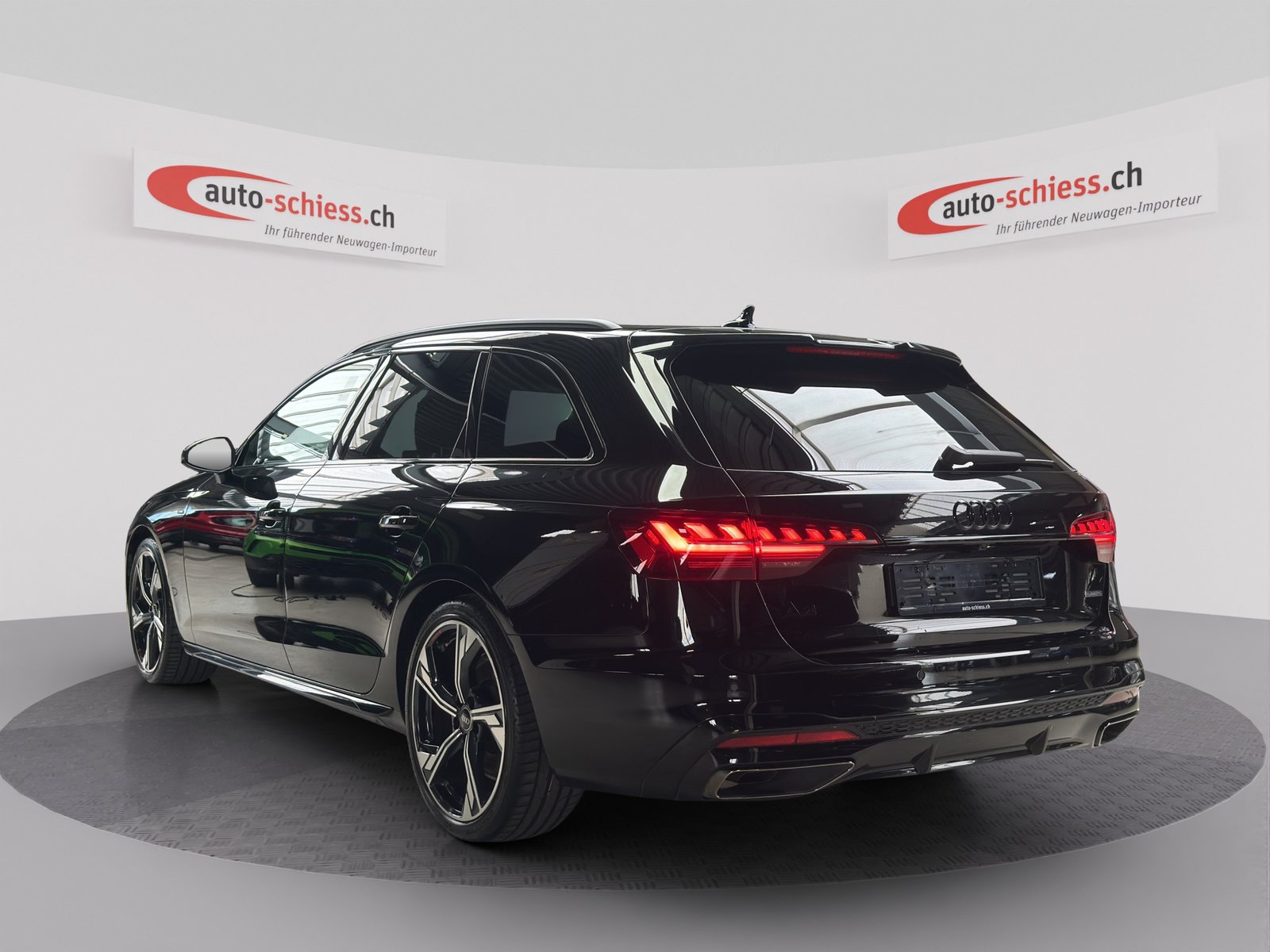 AUDI A4 Avant 40 TFSI S line S-tronic quattro S-Line, Mild-Hybrid Benzin/Elektro, Occasion / Gebraucht, Automatik - 3
