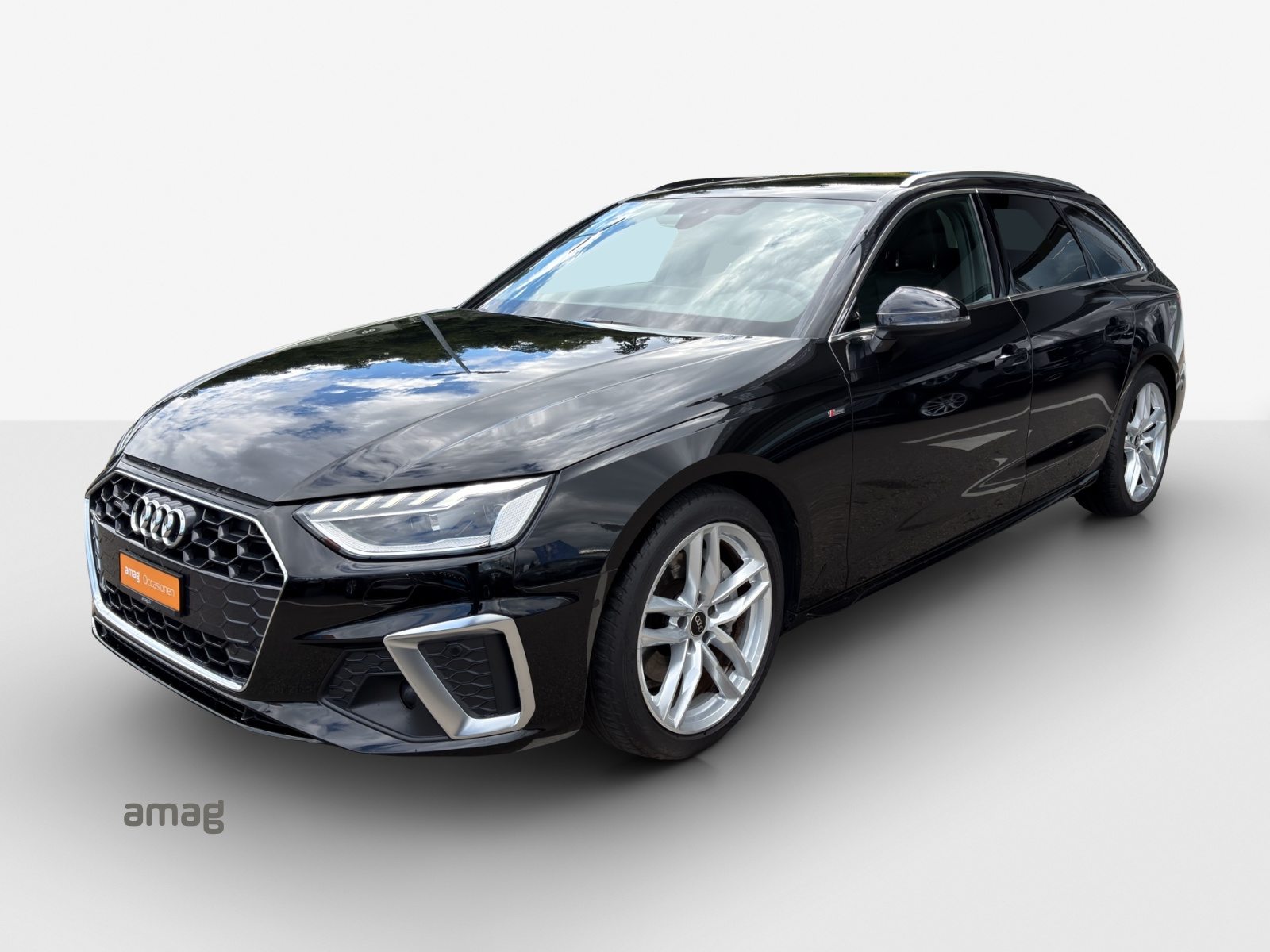 AUDI A4 Avant 40 S li S-tro qu