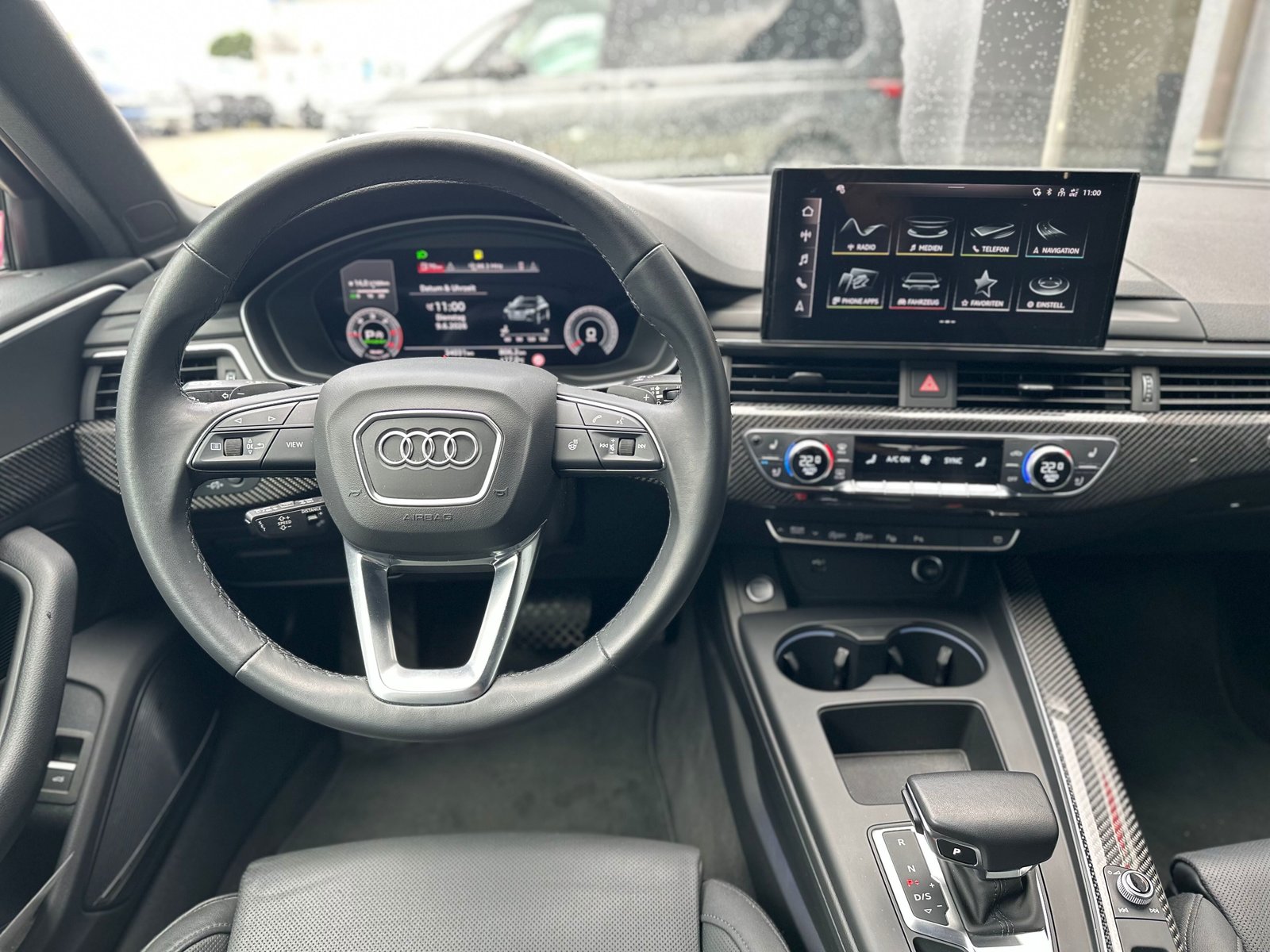 AUDI A4 Avant 40 TDI S line Attraction quattro S-tronic, Diesel, Occasion / Gebraucht, Automatik - 7