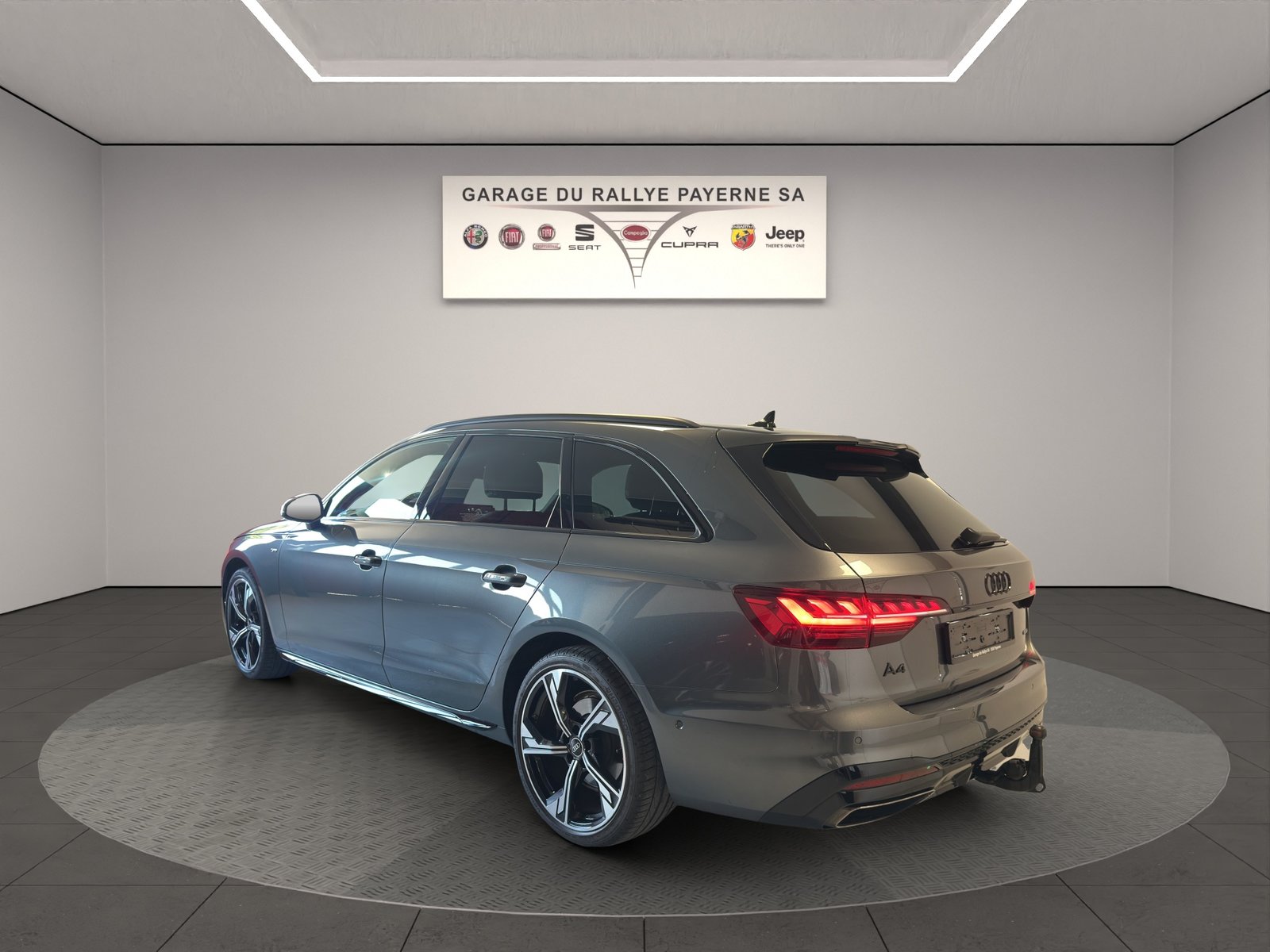 AUDI A4 Avant 40 TDI S line Attraction quattro S-tronic, Diesel, Occasion / Gebraucht, Automatik - 3