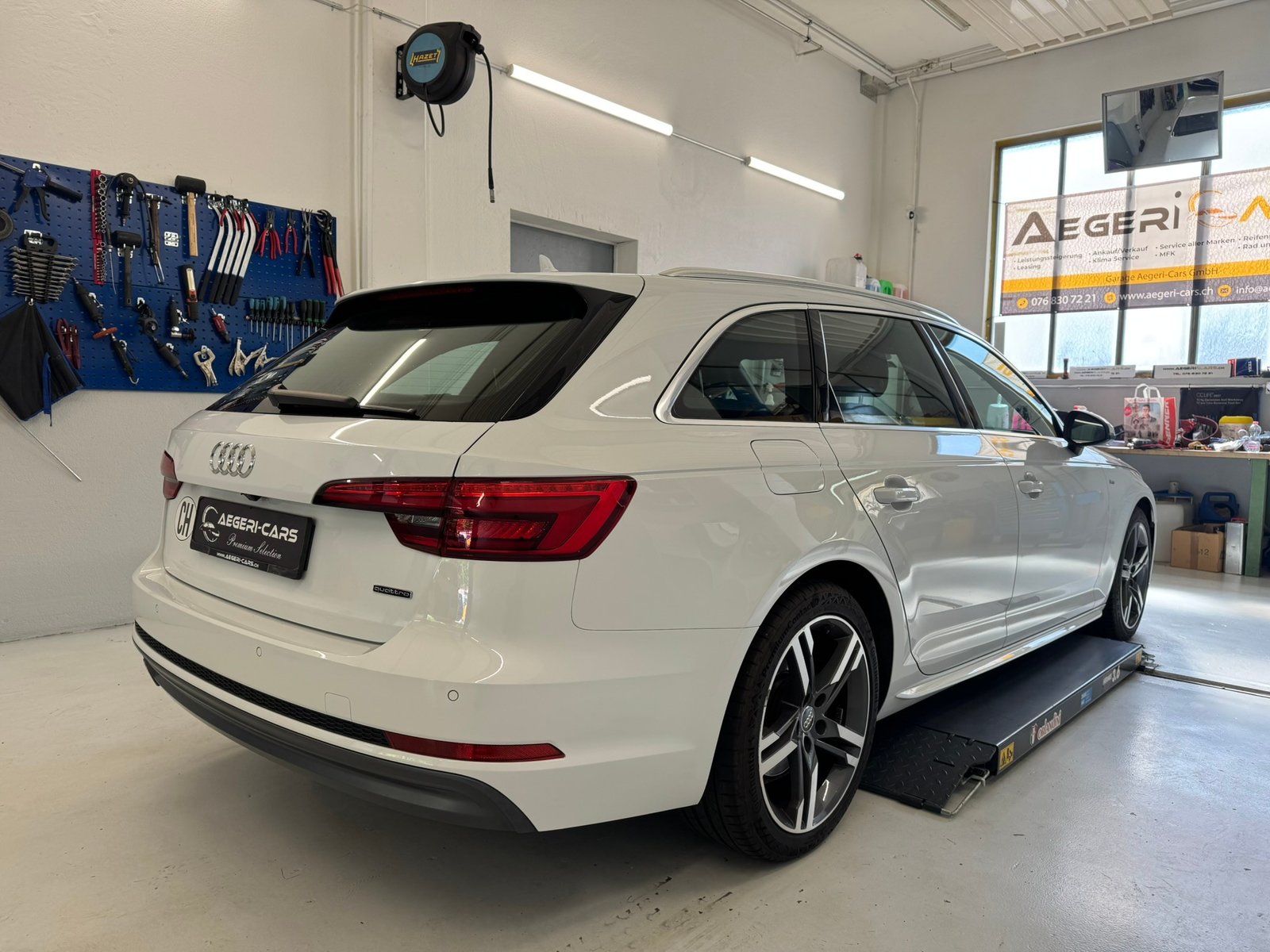 AUDI A4 Avant 2.0 TDI Sport quattro S-tronic, Diesel, Occasion / Utilisé, Automatique - 4