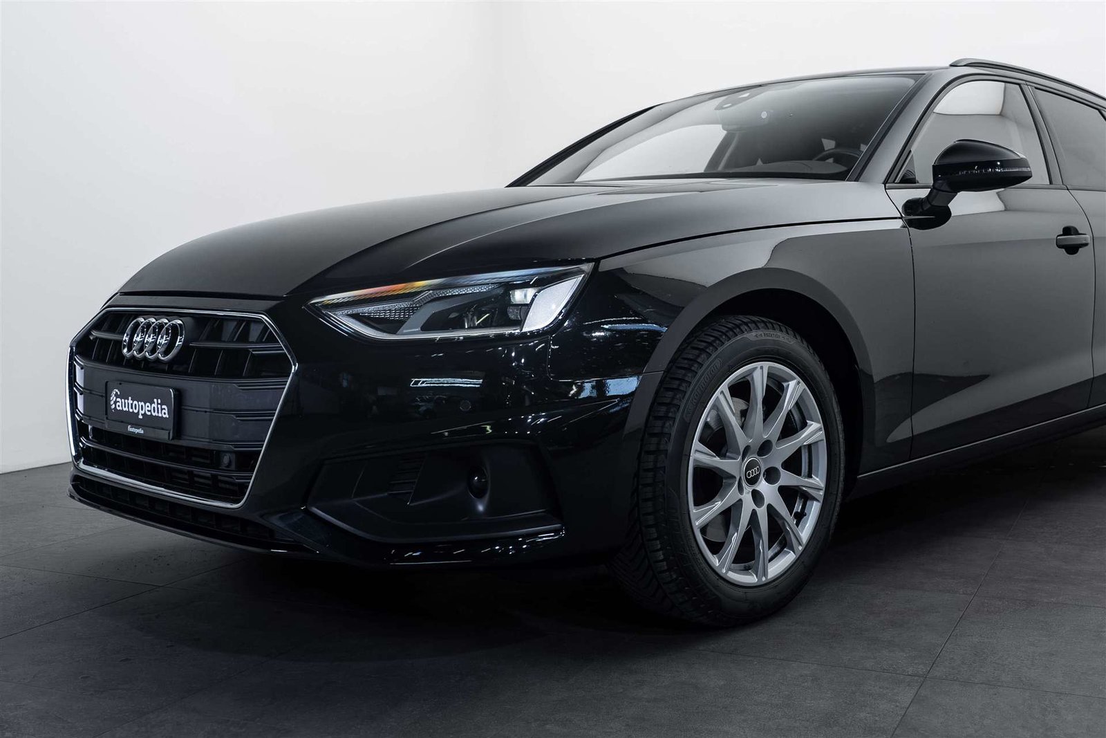 AUDI A4 Avant 35 TFSI S-tronic Automat, Mild-Hybrid Petrol/Electric, Second hand / Used, Automatic - 2