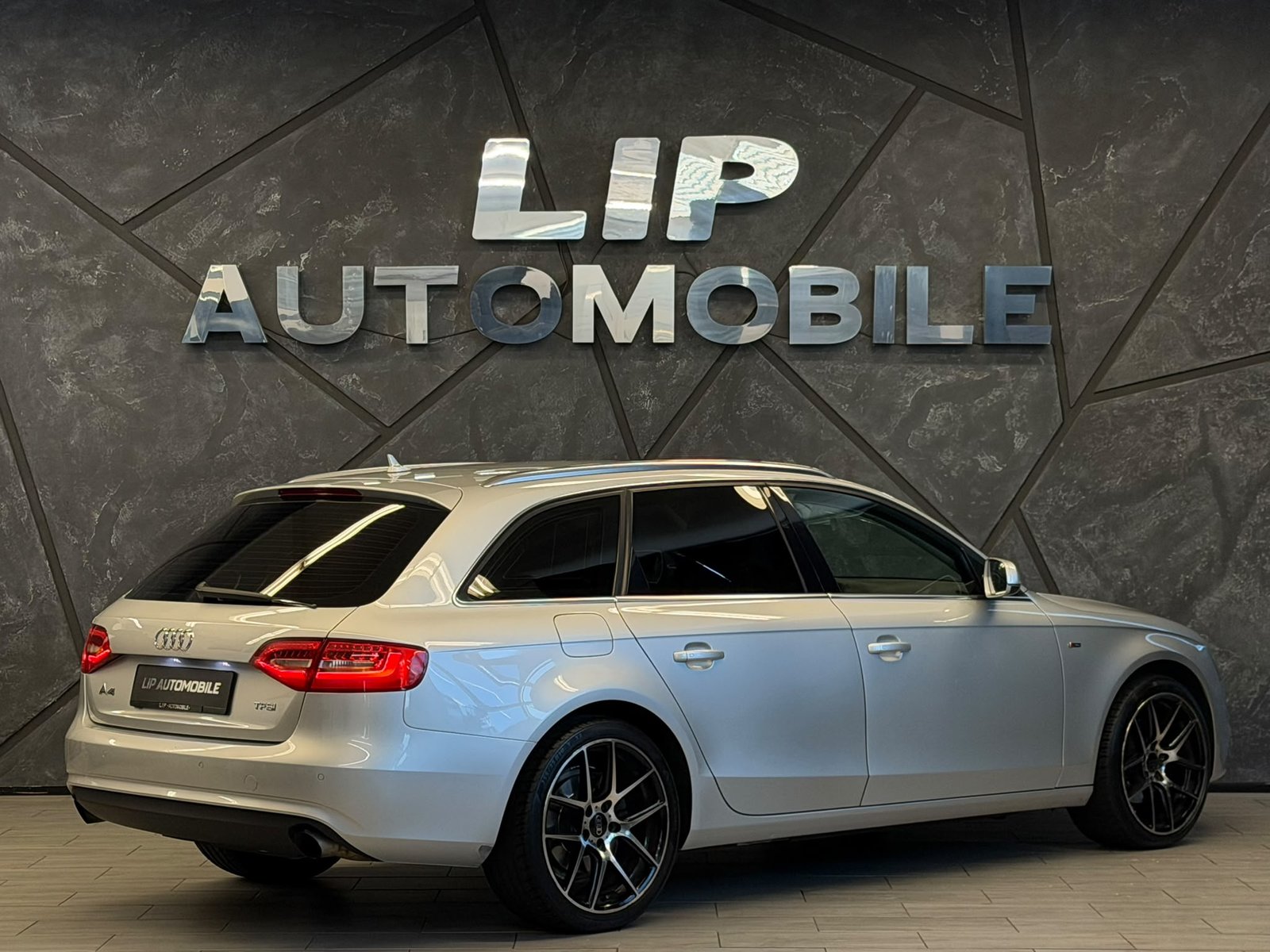 AUDI A4 Avant 1.8 TFSI multitronic, Essence, Occasion / Utilisé, Automatique - 6
