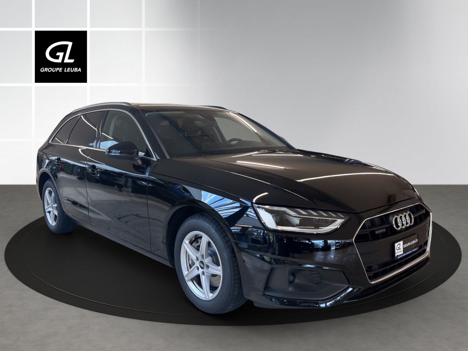 AUDI A4 Avant 40 adv S-tro qua