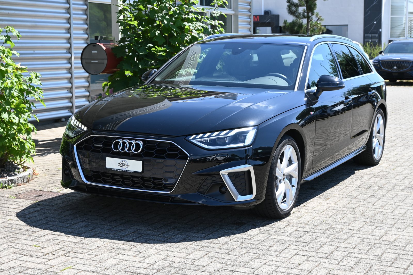 AUDI A4 Avant 40 TFSI S line S-tronic quattro + AHK 1700kg, Mild-Hybrid Petrol/Electric, Second hand / Used, Automatic - 2