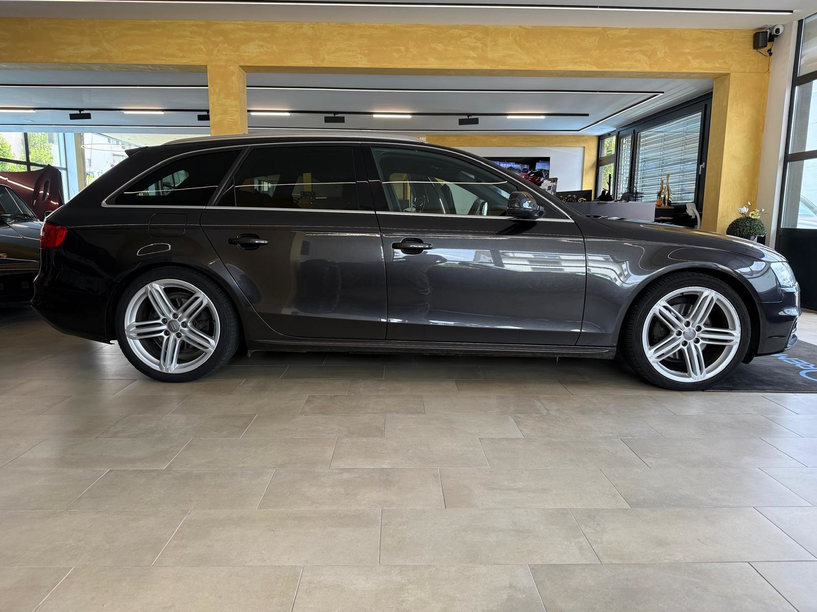 AUDI A4 Avant 2.0 TDI quattro S-tronic, Diesel, Occasion / Utilisé, Automatique - 2