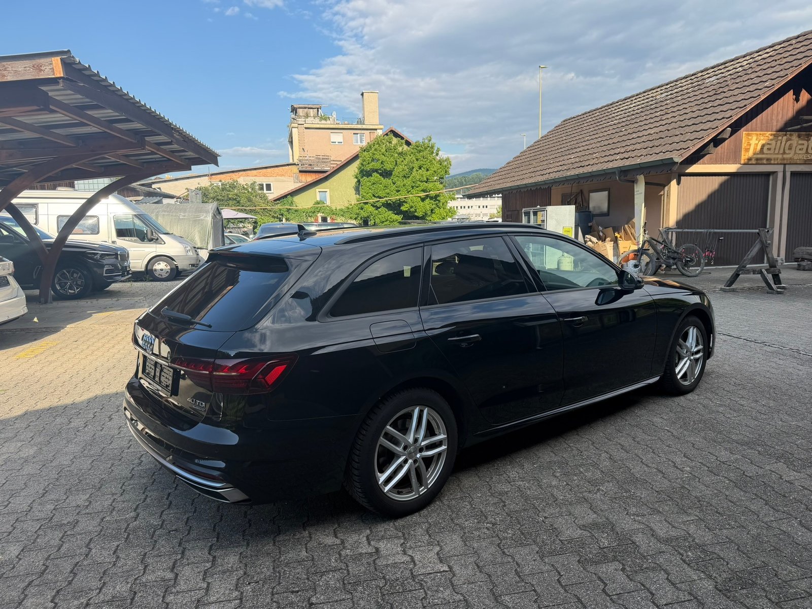 AUDI A4 Avant 40 TDI quattro S-tronic, Diesel, Occasion / Gebraucht, Automatik - 4