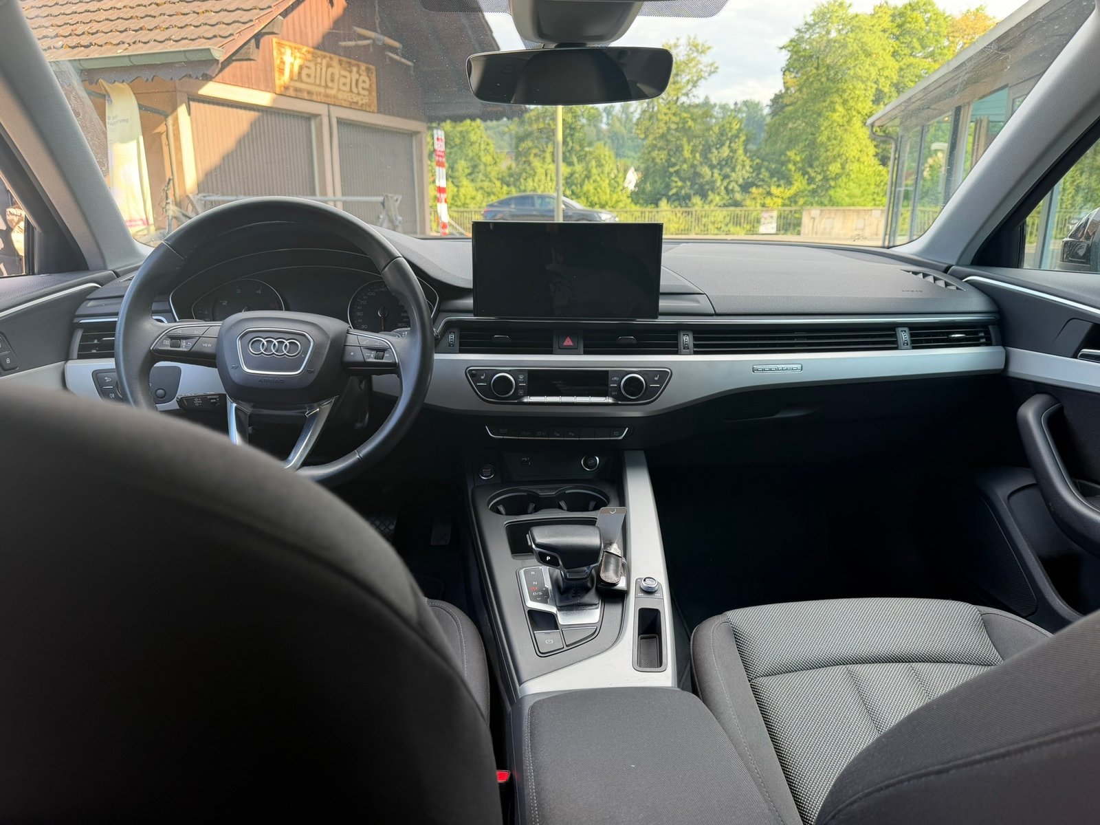 AUDI A4 Avant 40 TDI quattro S-tronic, Diesel, Occasion / Gebraucht, Automatik - 7