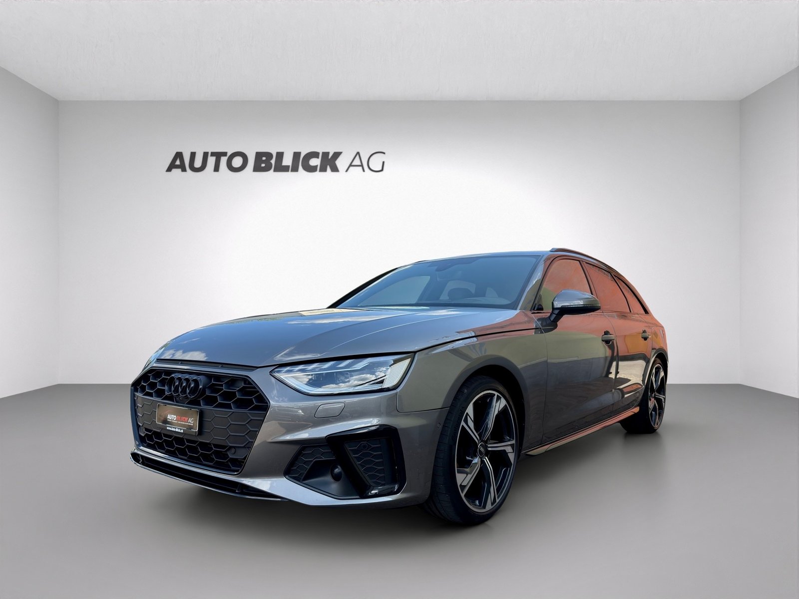 AUDI A4 Avant 35 TFSI S line S-tronic