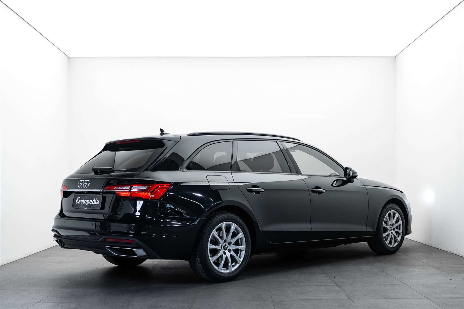 AUDI A4 Avant 35 TFSI S-tronic, Hybride Léger Essence/Électricité, Occasion / Utilisé, Automatique - 3