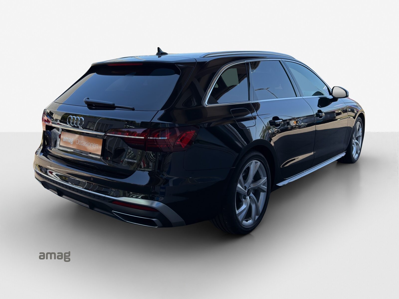 AUDI A4 Avant 40 S li S-tro qu, Benzina, Occasioni / Usate, Automatico - 5