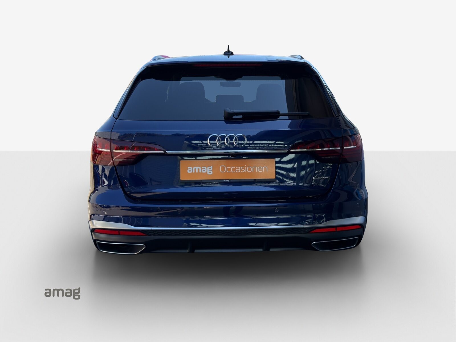 AUDI A4 Avant 40 S li S-tro qu, Benzina, Occasioni / Usate, Automatico - 4