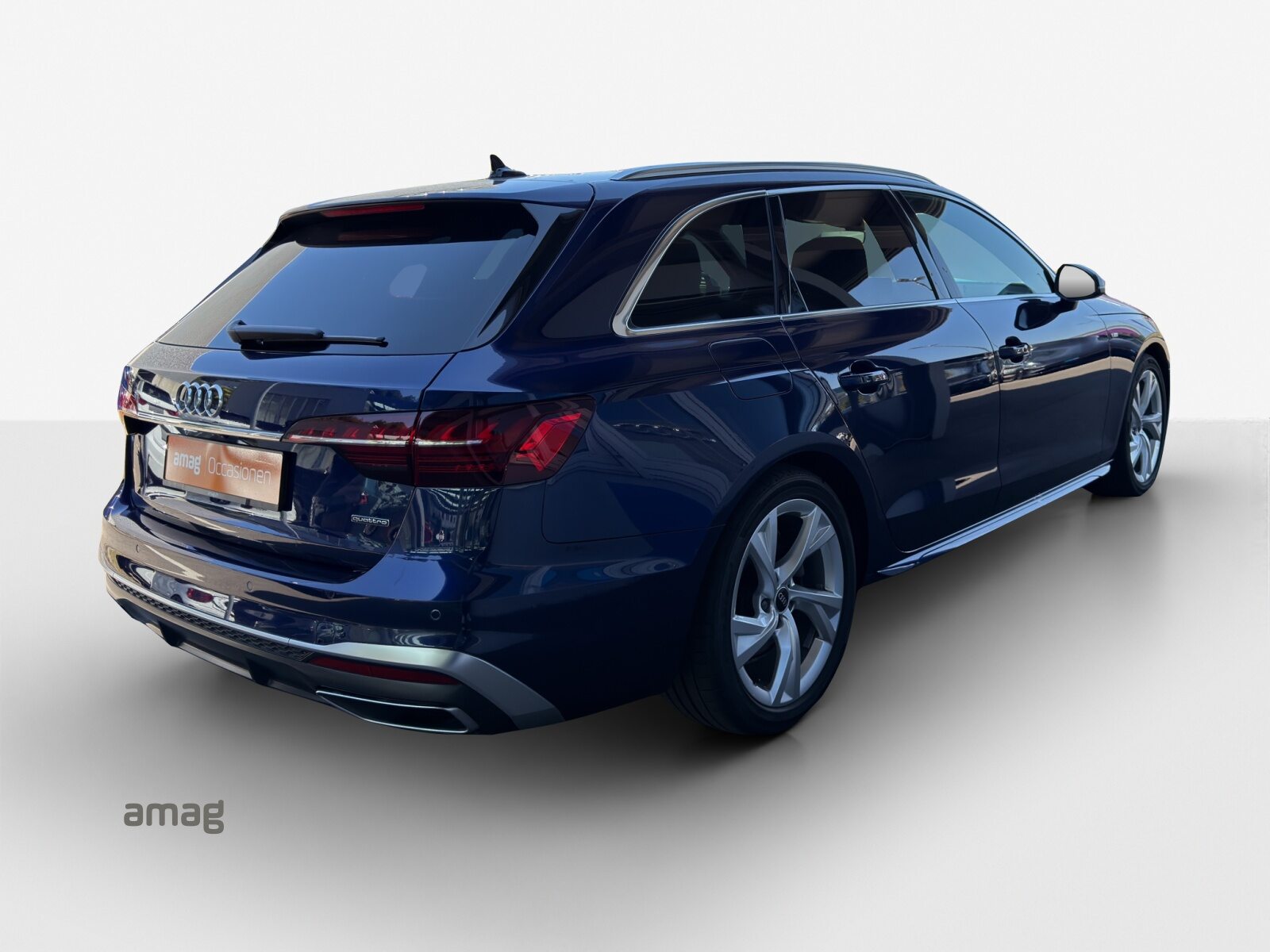 AUDI A4 Avant 40 S li S-tro qu, Benzina, Occasioni / Usate, Automatico - 5