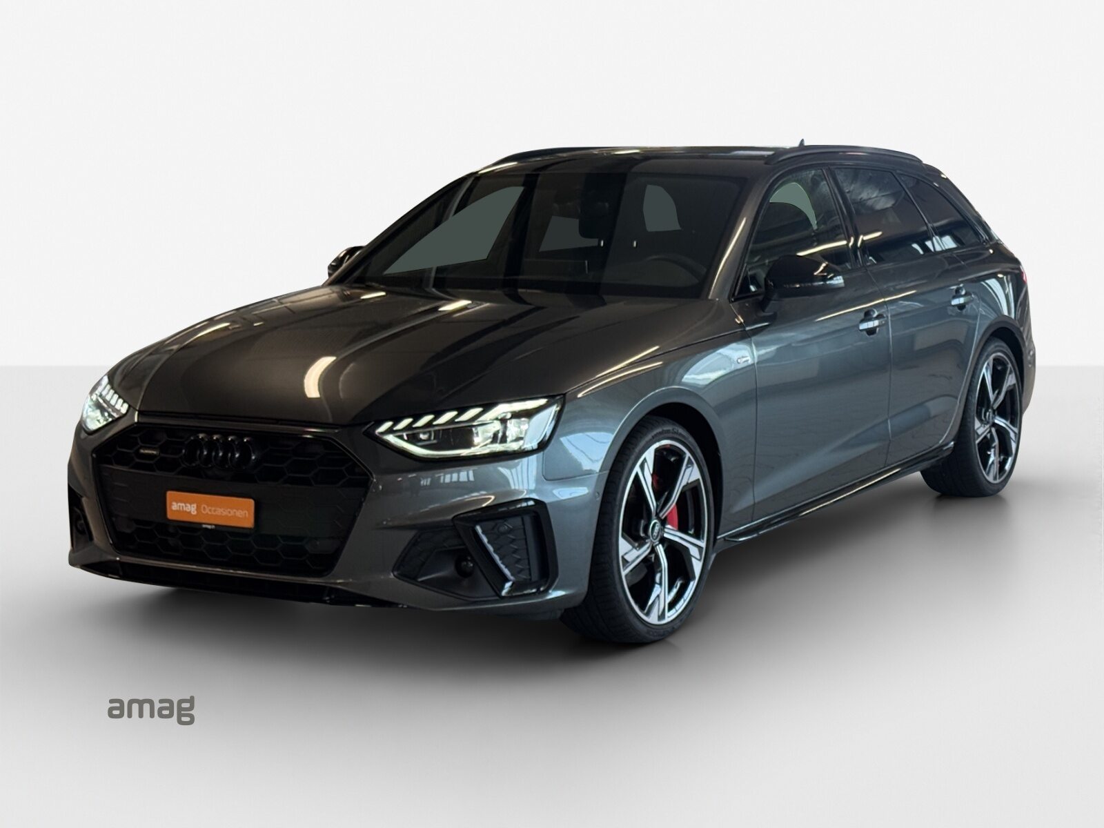 AUDI A4 Avant 40 TDI S line Attraction