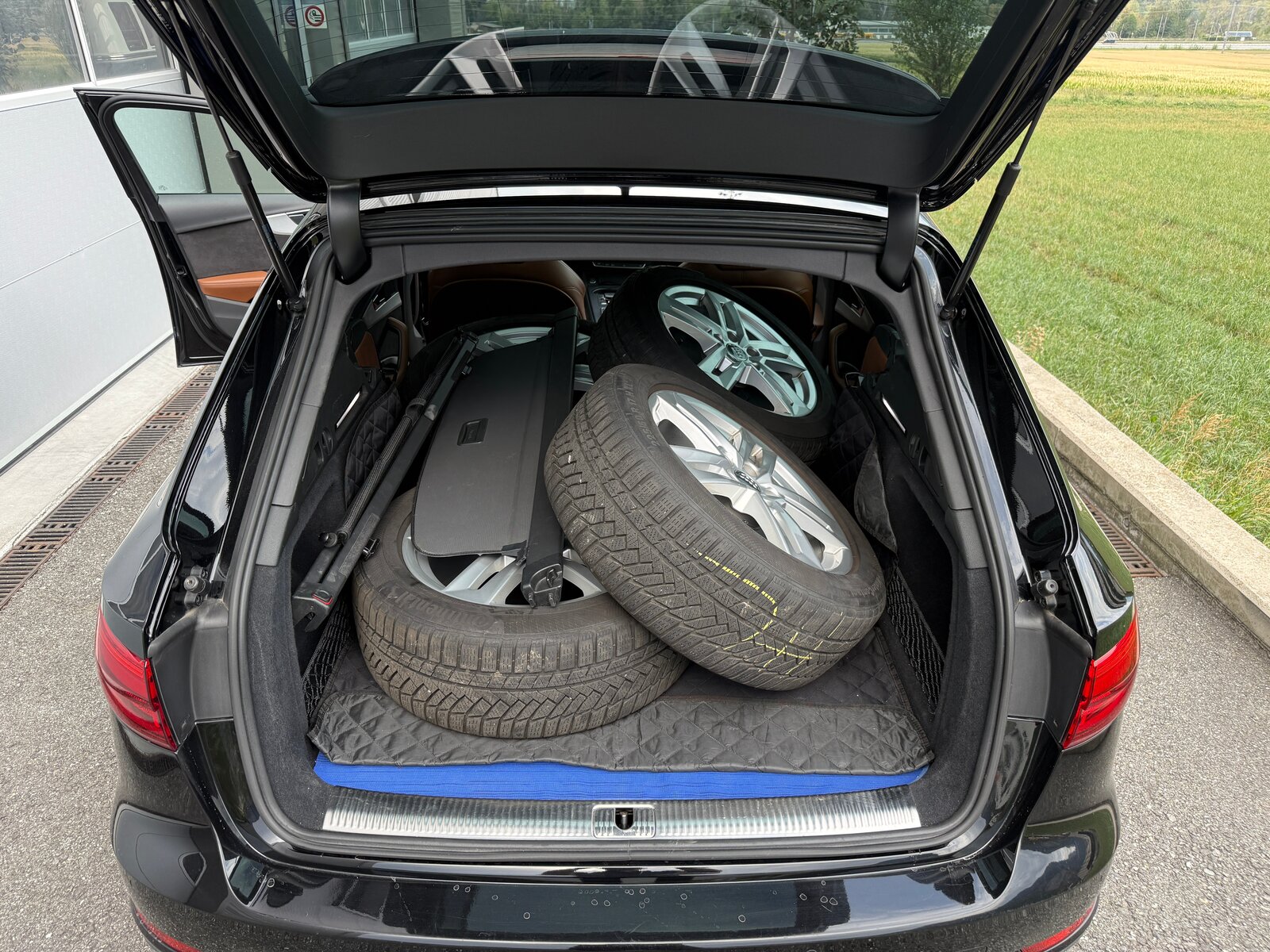 AUDI A4 Avant 3.0 TDI Design quattro S-tronic, Diesel, Occasion / Gebraucht, Automatik - 7