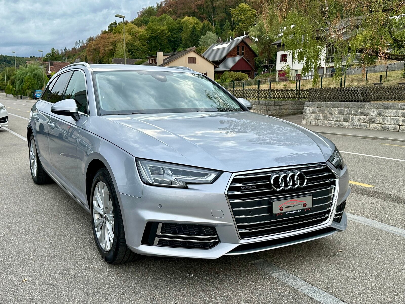 AUDI A4 Avant 40 TDI Design quattro S-tronic, Diesel, Second hand / Used, Automatic - 2