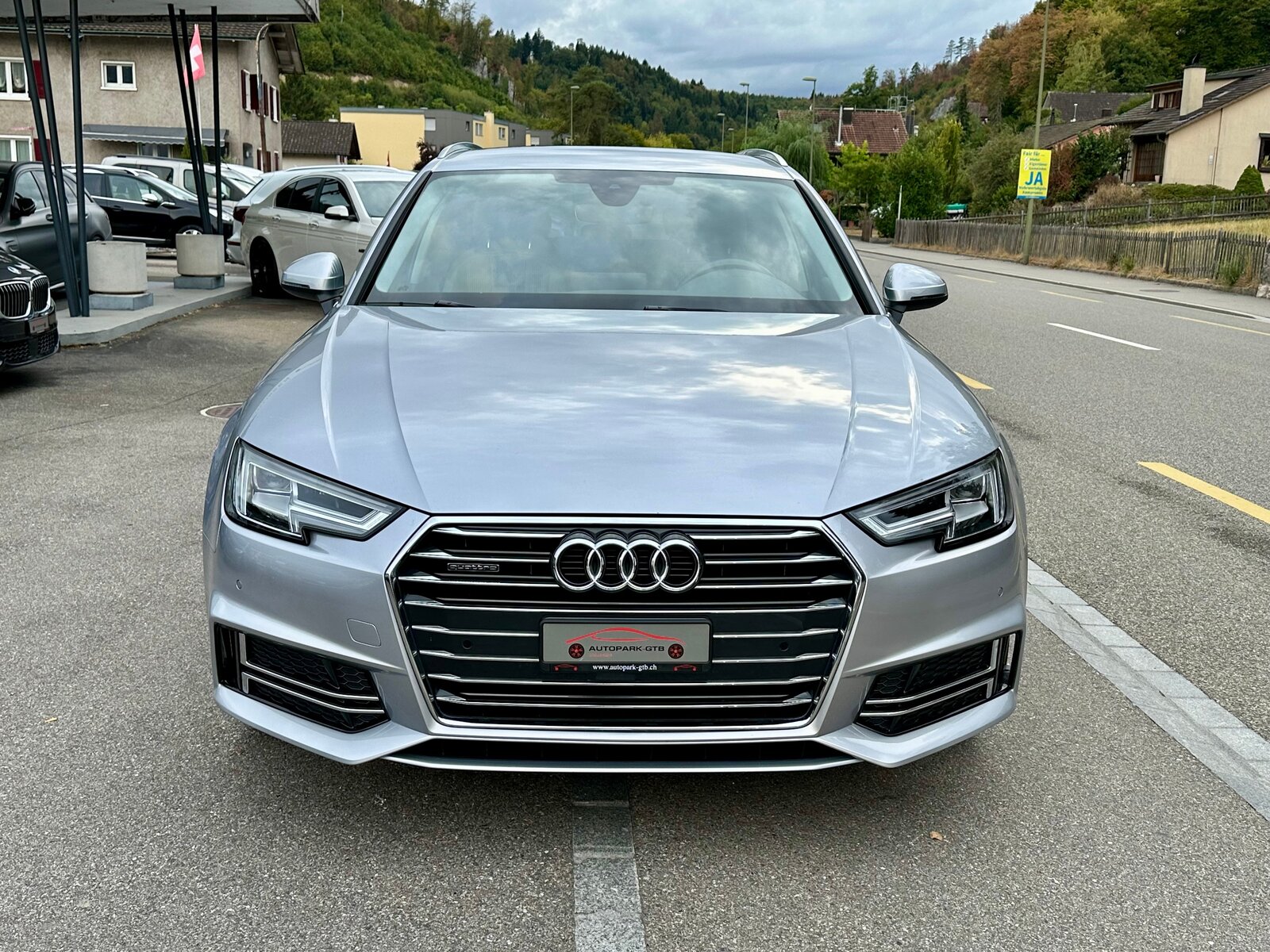 AUDI A4 Avant 40 TDI Design quattro S-tronic, Diesel, Second hand / Used, Automatic - 3