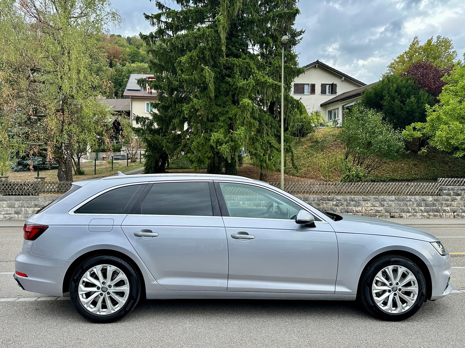 AUDI A4 Avant 40 TDI Design quattro S-tronic, Diesel, Second hand / Used, Automatic - 5