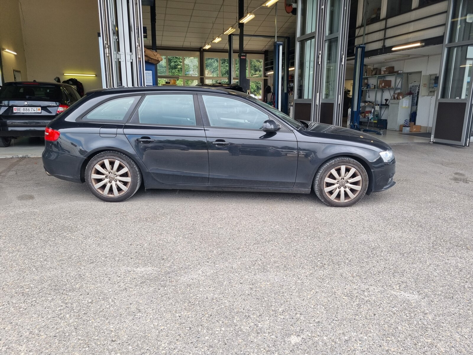 AUDI A4 Avant 1.8 TFSI, Benzin, Occasion / Gebraucht, Handschaltung - 3