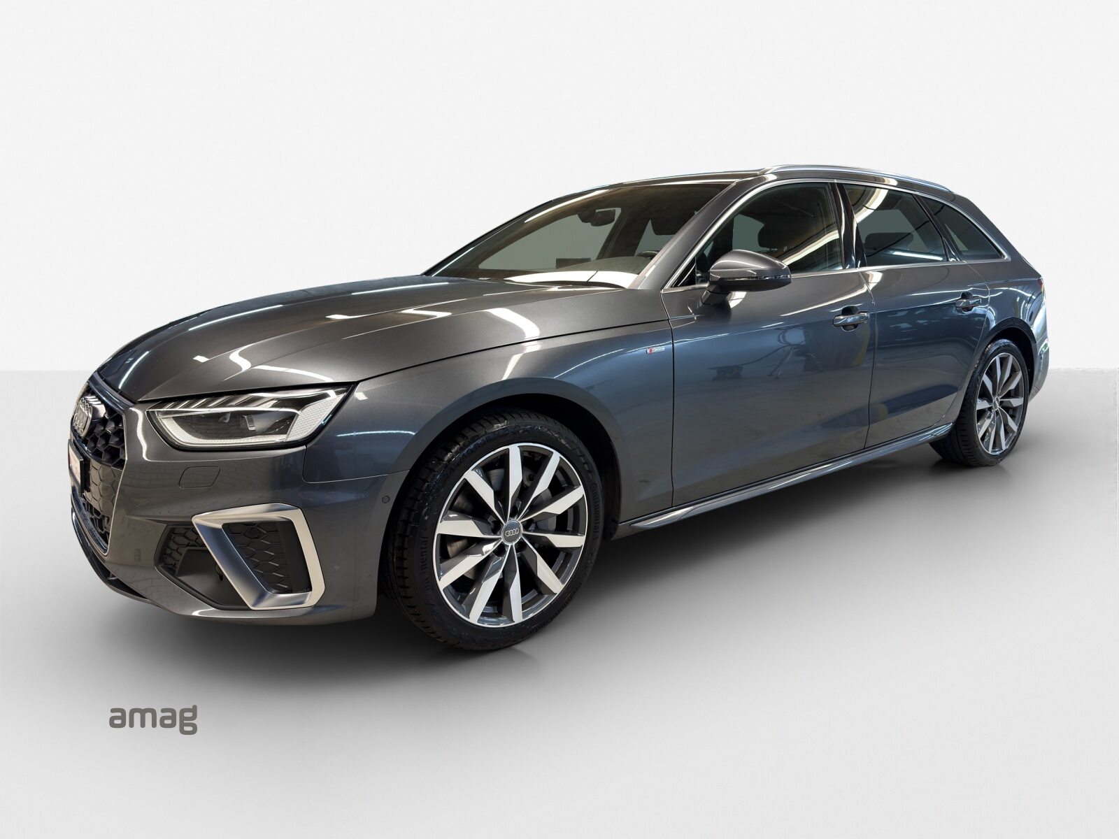 AUDI A4 Avant 40 TDI S line