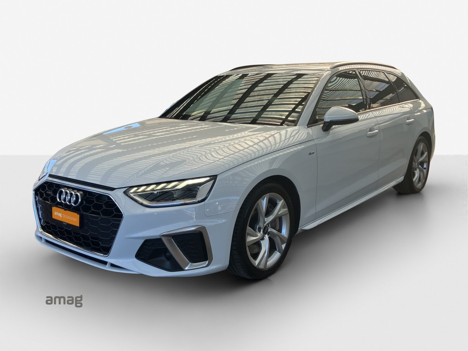 AUDI A4 Avant 45 TFSI S line