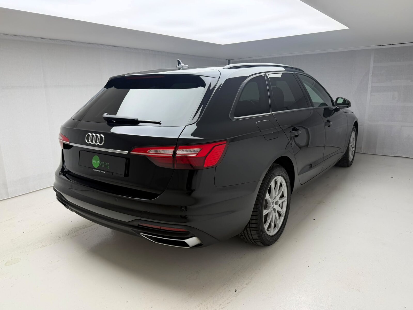 AUDI A4 Avant 35 TFSI S-tronic, Mild-Hybrid Benzin/Elektro, Occasion / Gebraucht, Automatik - 5