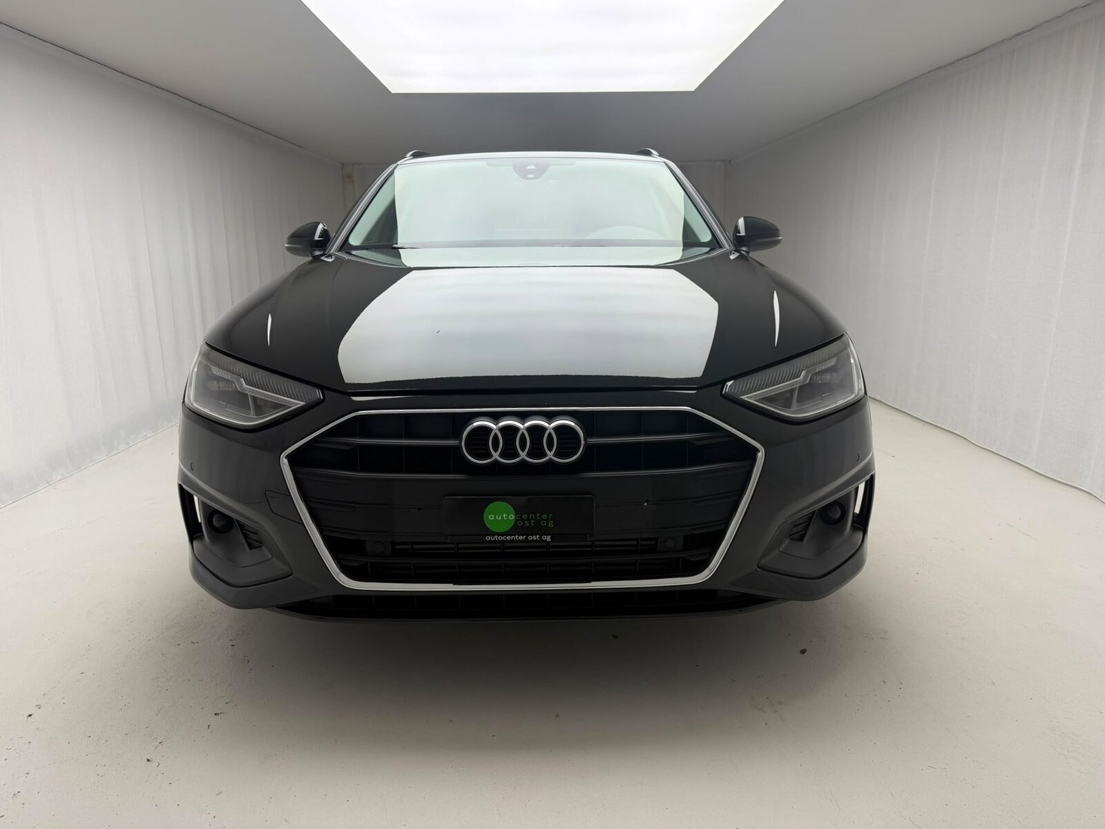 AUDI A4 Avant 35 TFSI S-tronic, Mild-Hybrid Benzin/Elektro, Occasion / Gebraucht, Automatik - 7