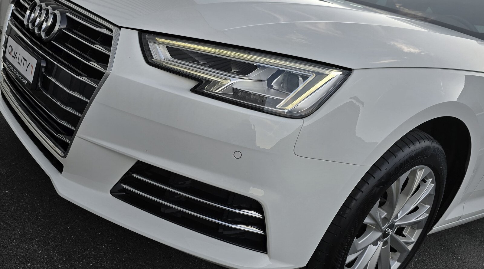AUDI A4 Avant 2.0 TDI Sport S-tronic
