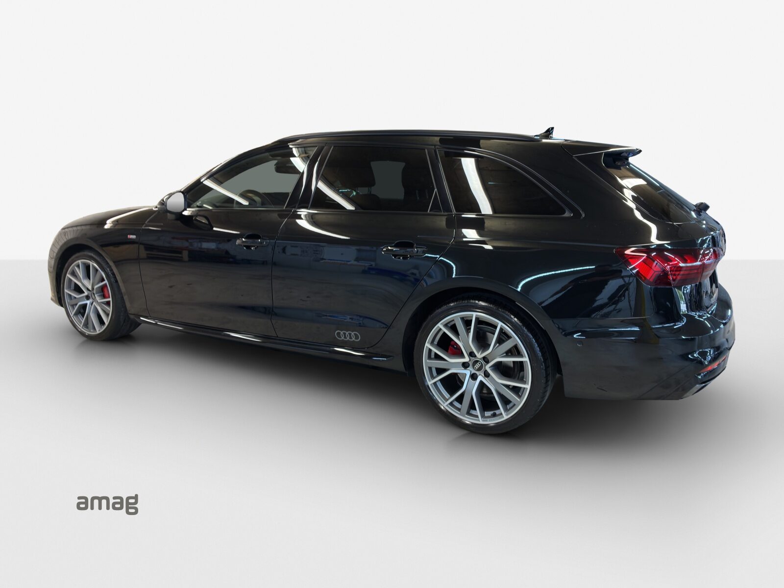 AUDI A4 Avant 40 TDI S line Attraction, Diesel, Occasion / Gebraucht, Automatik - 3