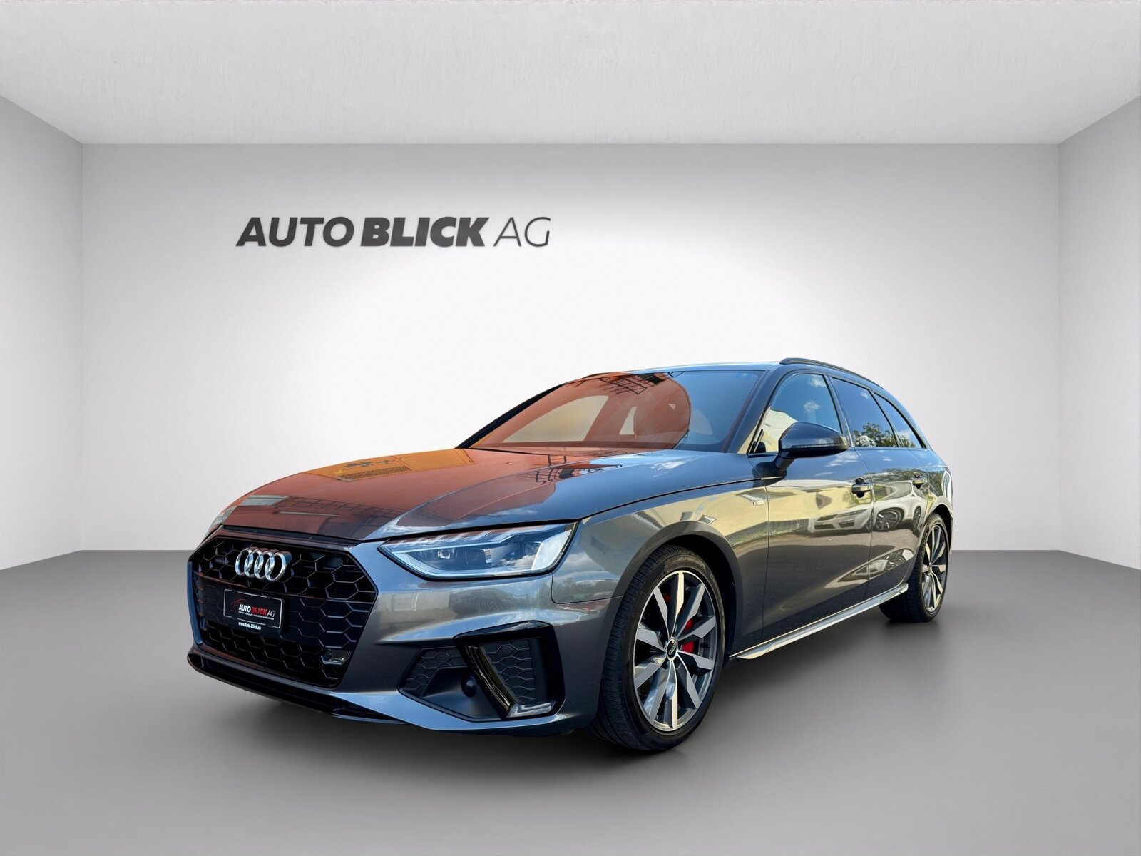 AUDI A4 Avant 40 TDI S line Attraction quattro S-tronic