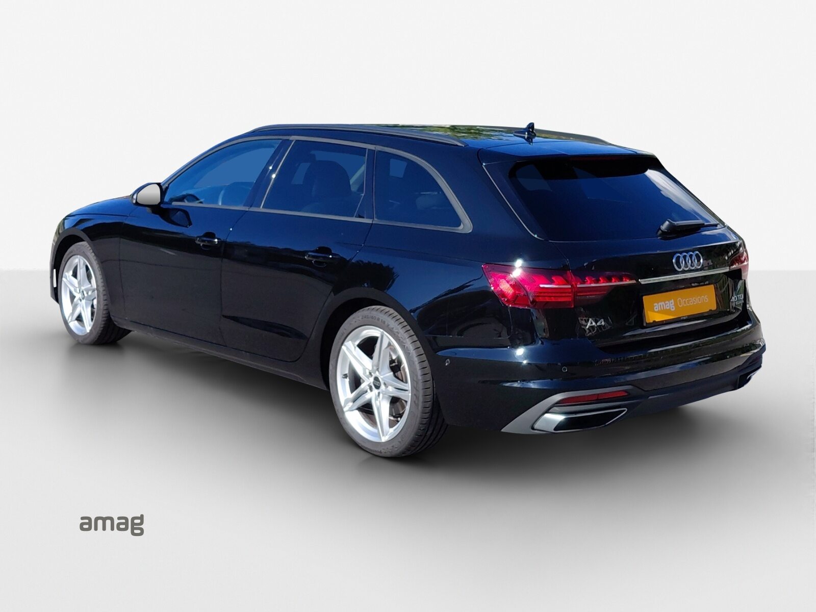 AUDI A4 Avant 40 TDI Attraction, Diesel, Occasion / Gebraucht, Automatik - 3