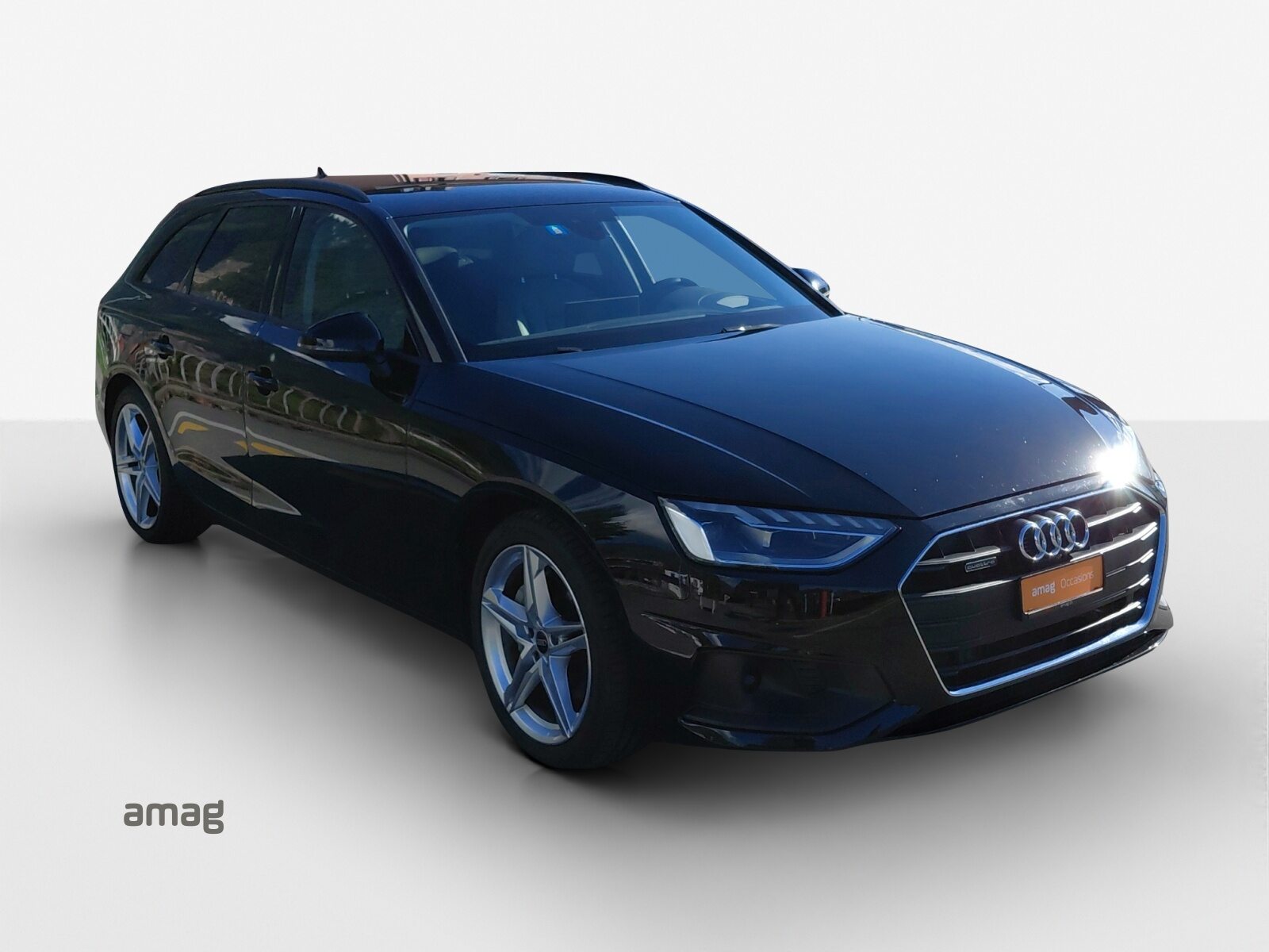 AUDI A4 Avant 40 TDI Attraction, Diesel, Occasion / Gebraucht, Automatik - 6