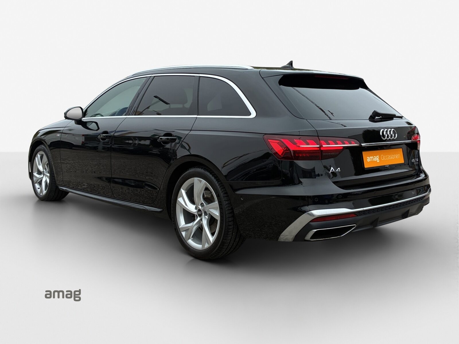 AUDI A4 Avant 40 TDI S line Attraction, Diesel, Occasion / Gebraucht, Automatik - 3