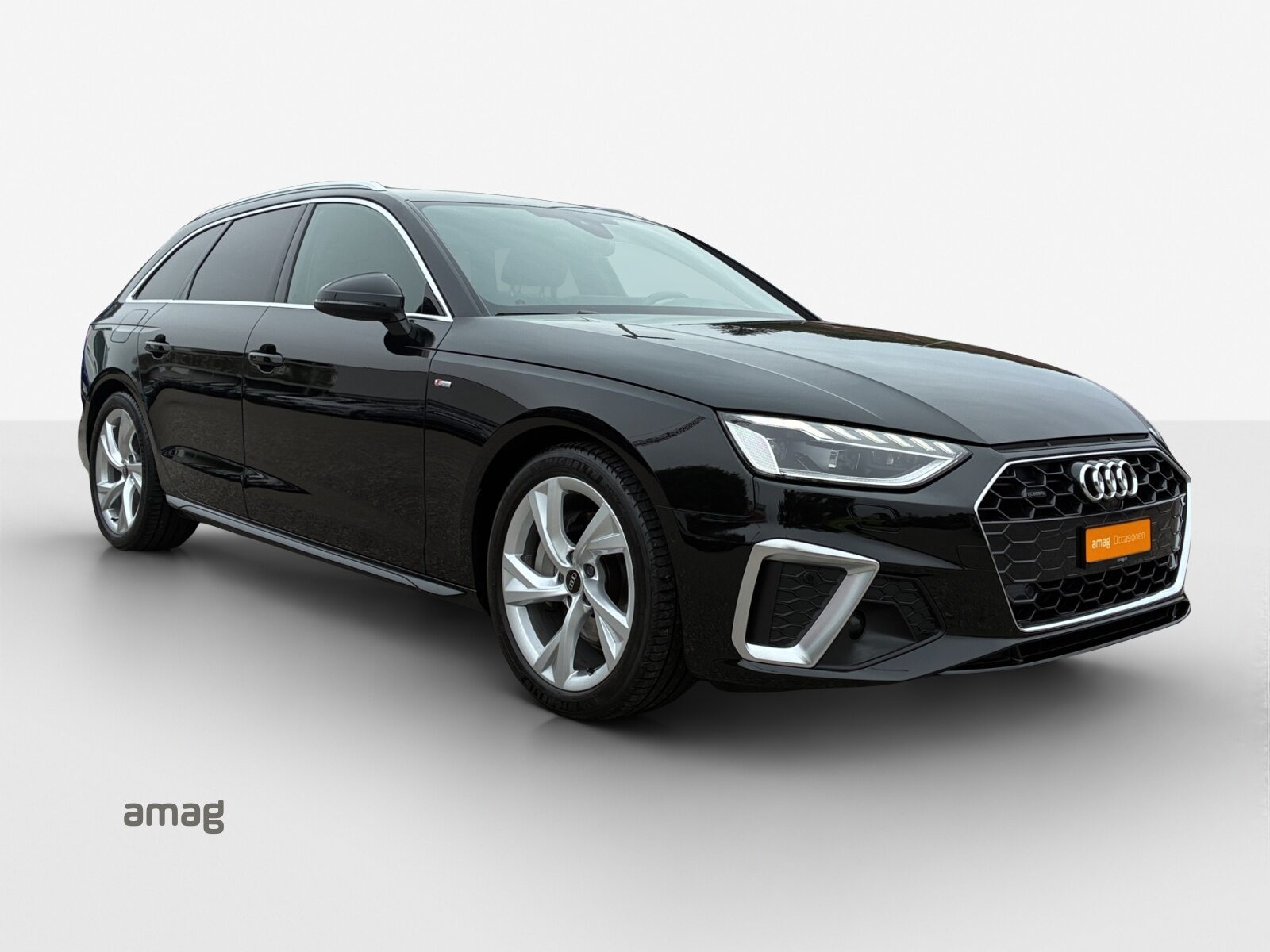 AUDI A4 Avant 40 TDI S line Attraction, Diesel, Occasion / Gebraucht, Automatik - 6
