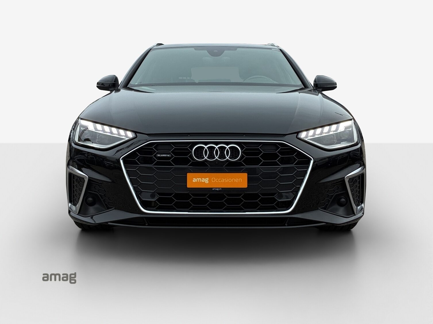 AUDI A4 Avant 40 TDI S line Attraction, Diesel, Occasion / Gebraucht, Automatik - 7