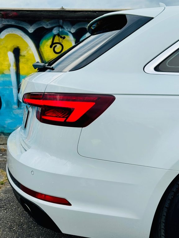 AUDI A4 Avant 2.0 TFSI 190 ultra S-Tronic, Essence, Occasion / Utilisé, Automatique - 7