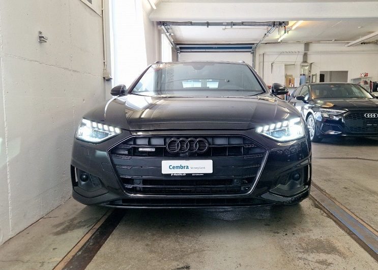 AUDI A4 Avant 40 TDI quattro S-tronic S-Line Attraction, Hybride Léger Diesel/Électricité, Occasion / Utilisé, Automatique - 4