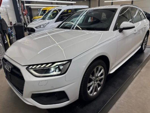 AUDI A4 Avant 40 TDI quattro S-tronic