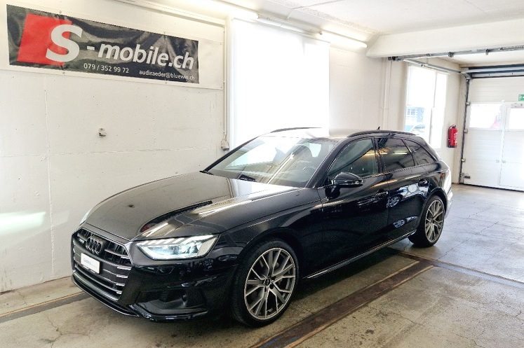 AUDI A4 Avant 40 TDI quattro S-tronic S-Line Attraction