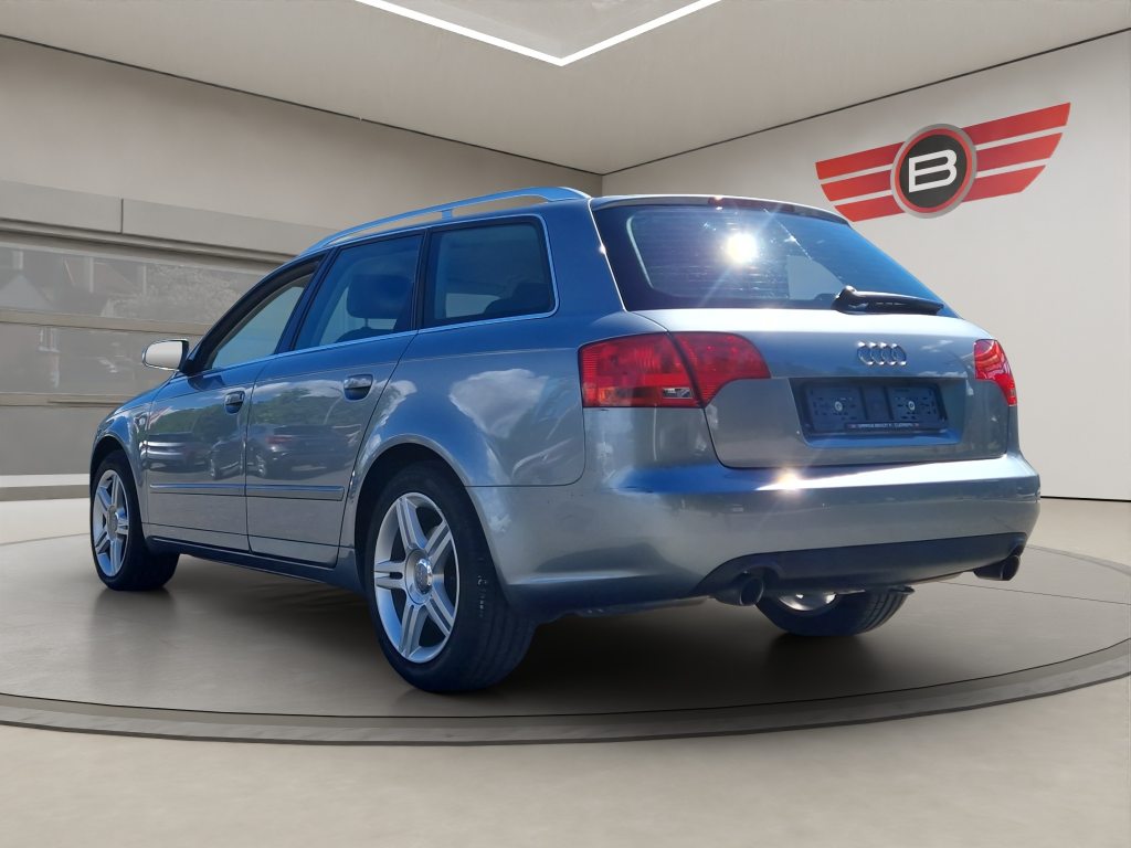 AUDI A4 3.2 V6 quattro, Essence, Occasion / Utilisé, Automatique - 5