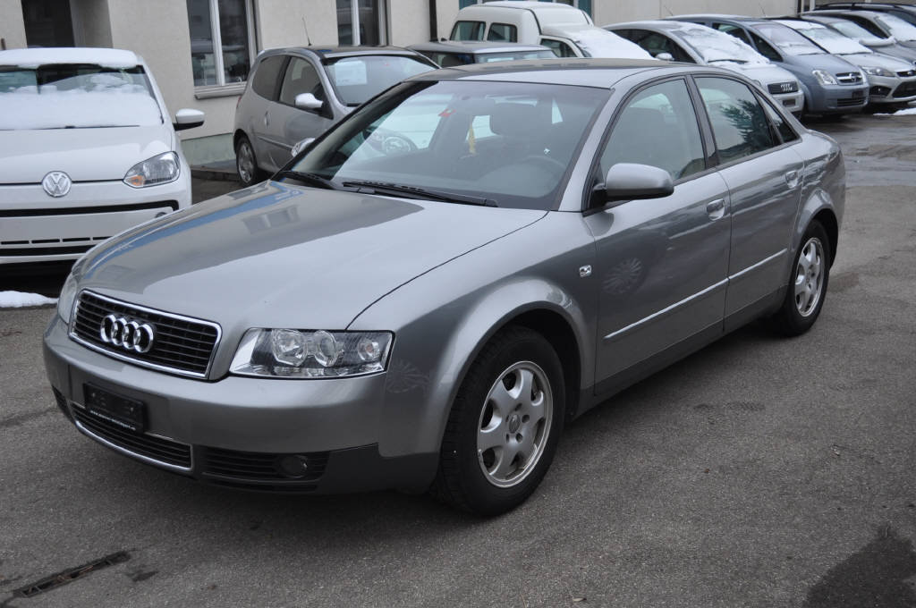 AUDI A4 2.0 20V 130, Benzina, Occasioni / Usate, Automatico - 2