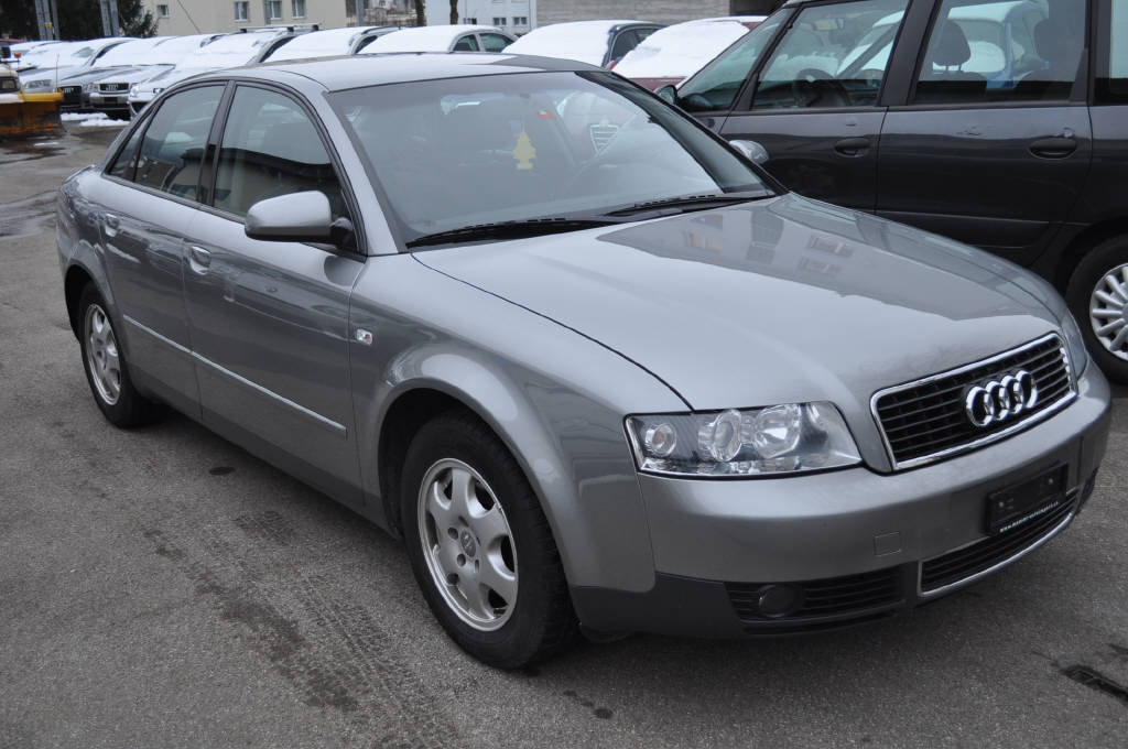 AUDI A4 2.0 20V 130, Benzina, Occasioni / Usate, Automatico - 3