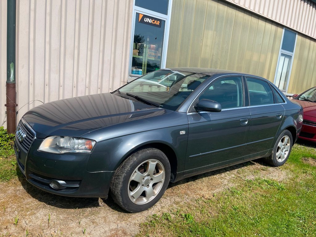 AUDI A4 2.0