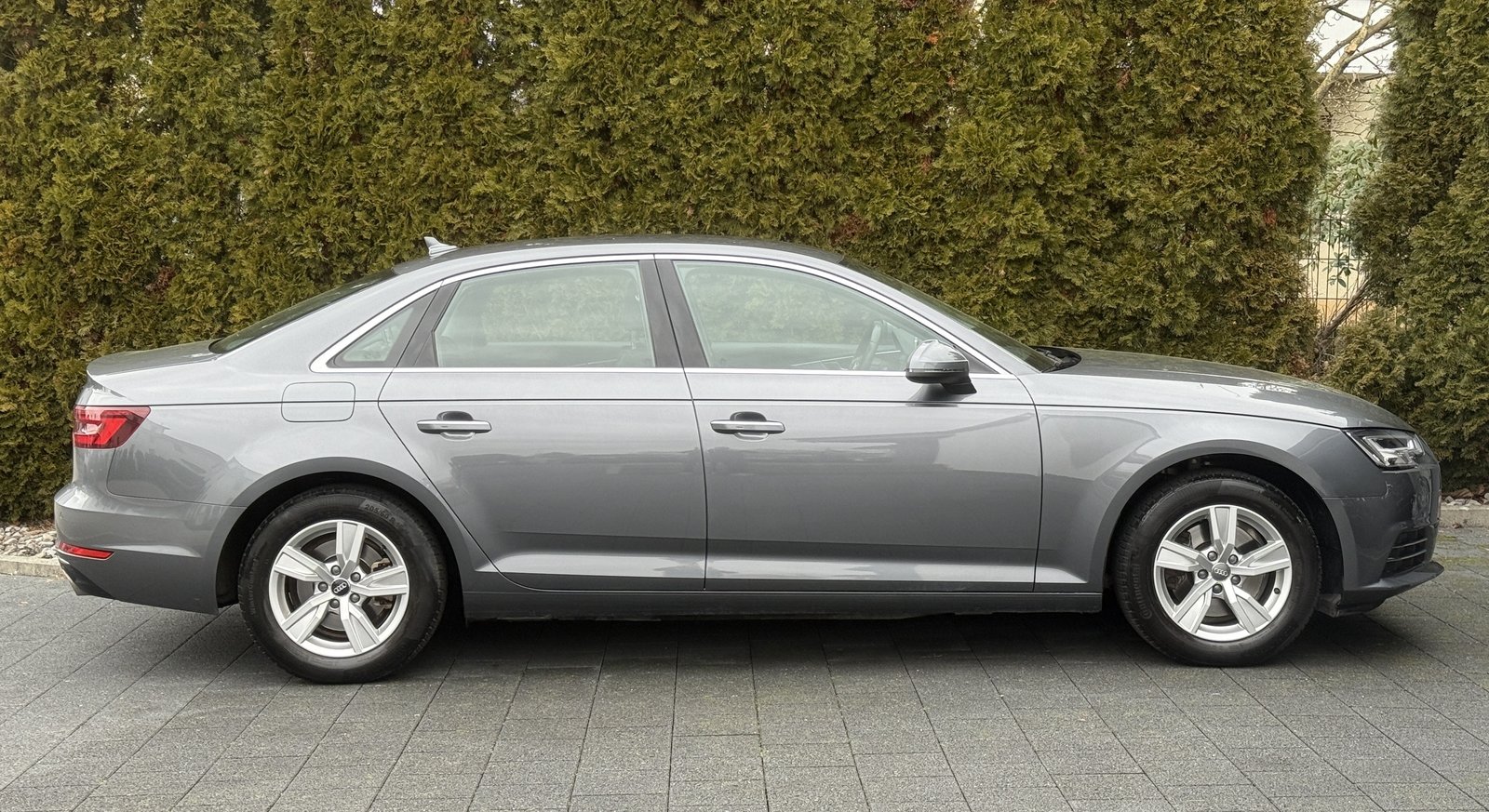 AUDI A4 Limousine 2.0 TFSI Sport S-tronic / CH-Fahrzeug / Gr, Essence, Occasion / Utilisé, Automatique - 6