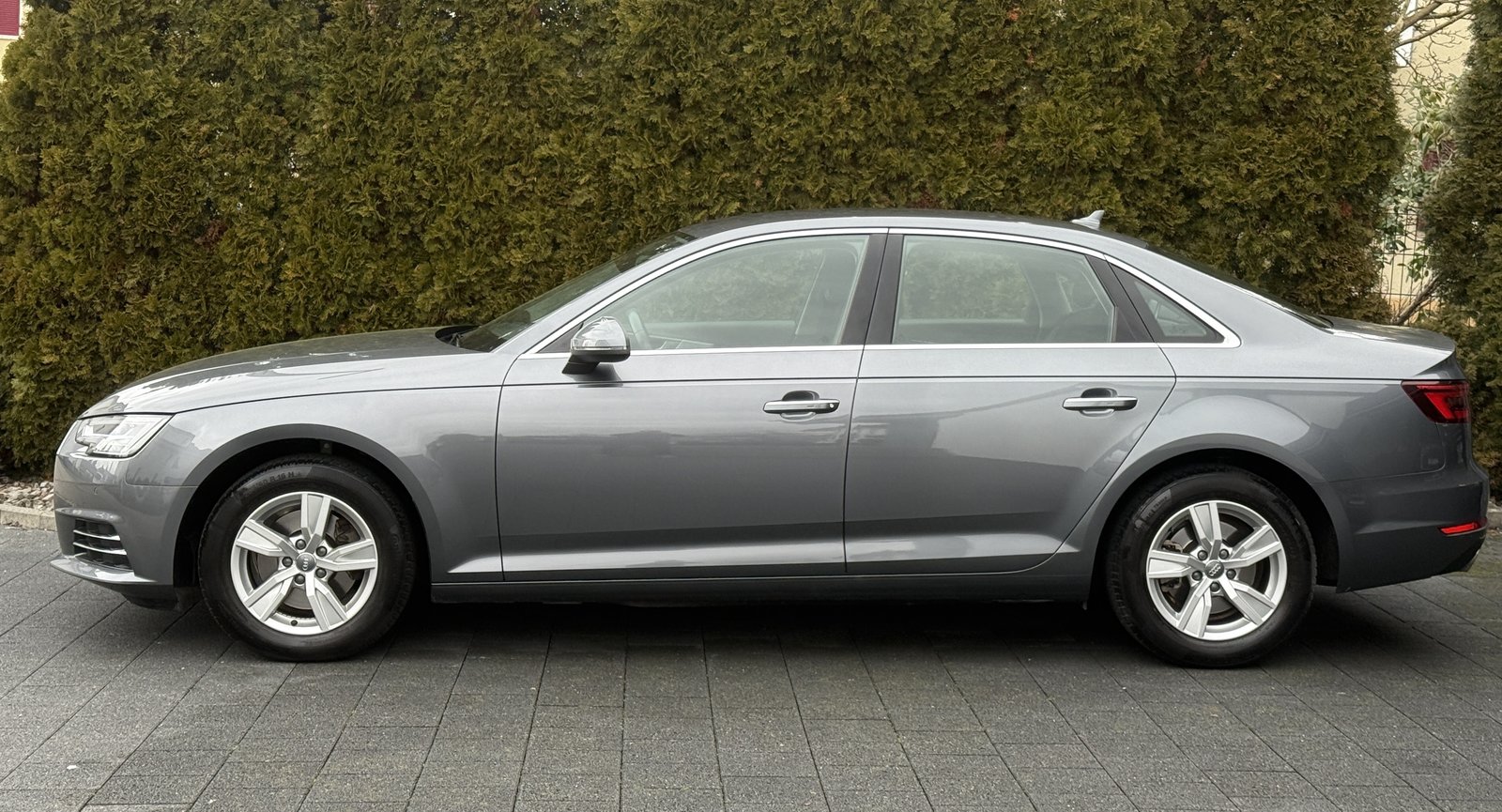AUDI A4 Limousine 2.0 TFSI Sport S-tronic / CH-Fahrzeug / Gr, Essence, Occasion / Utilisé, Automatique - 7