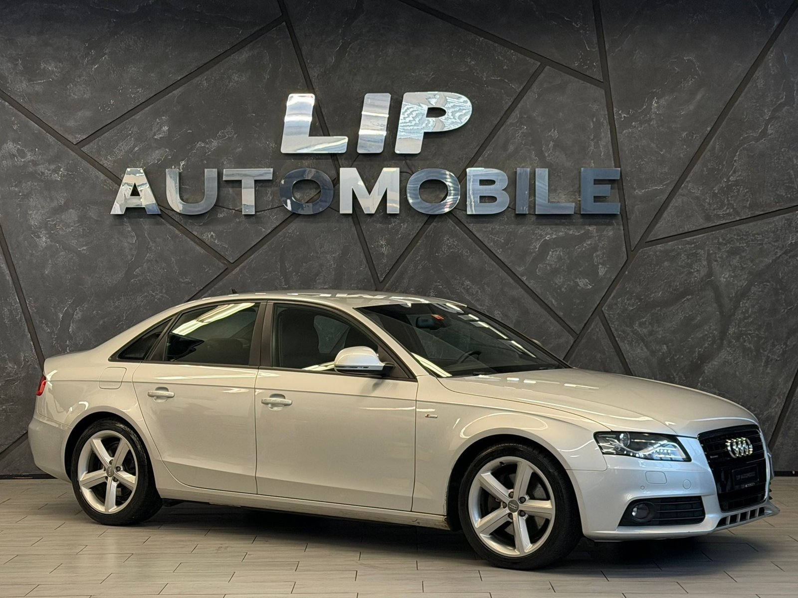 AUDI A4 Limousine 3.2 FSI quattro tiptronic, Benzin, Occasion / Gebraucht, Automatik - 3